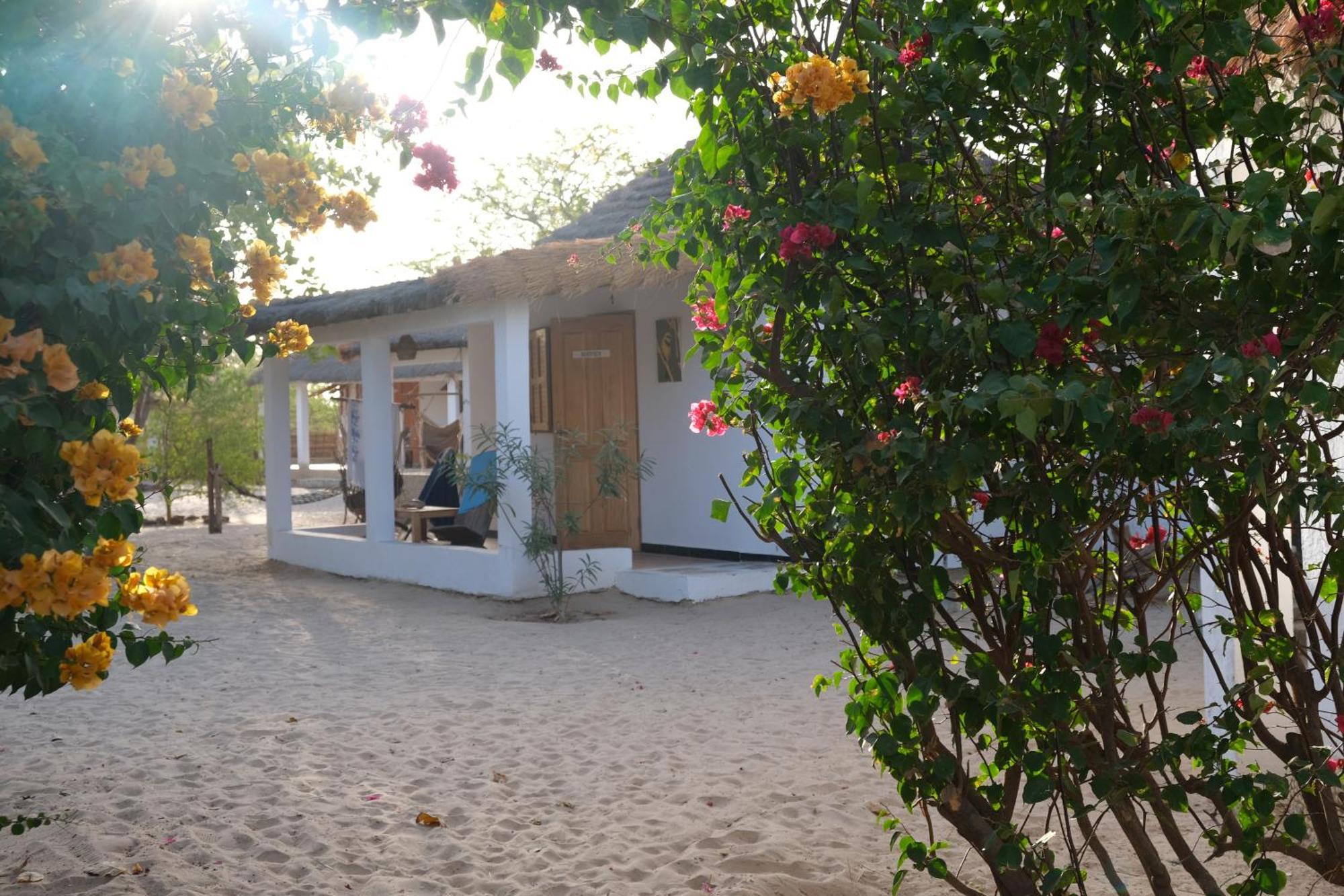 Bazouk Du Saloum Ecolodge Mar Lodj Luaran gambar