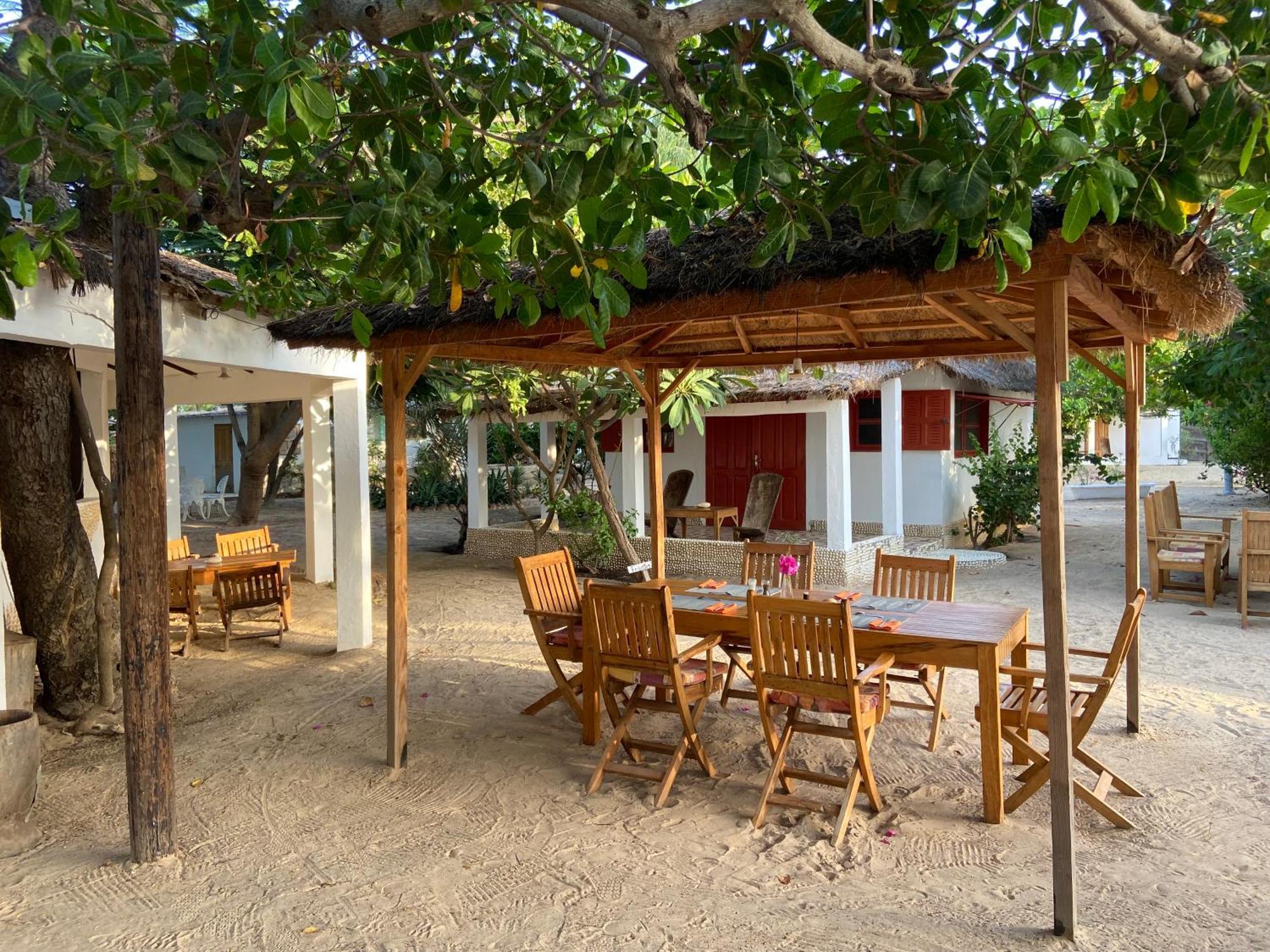 Bazouk Du Saloum Ecolodge Mar Lodj Luaran gambar