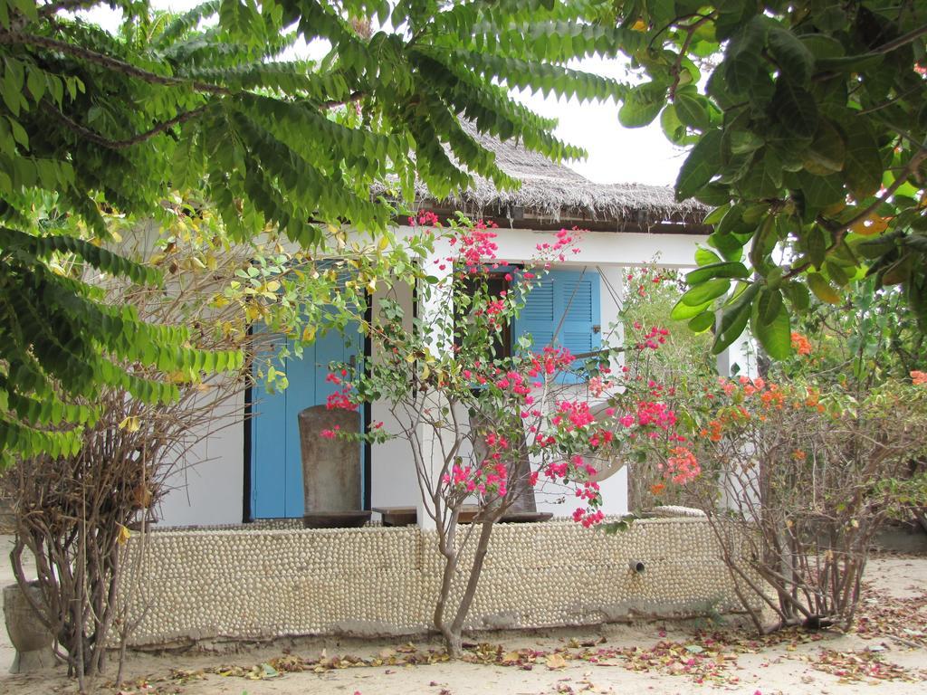 Bazouk Du Saloum Ecolodge Mar Lodj Bilik gambar