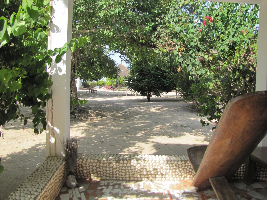 Bazouk Du Saloum Ecolodge Mar Lodj Bilik gambar