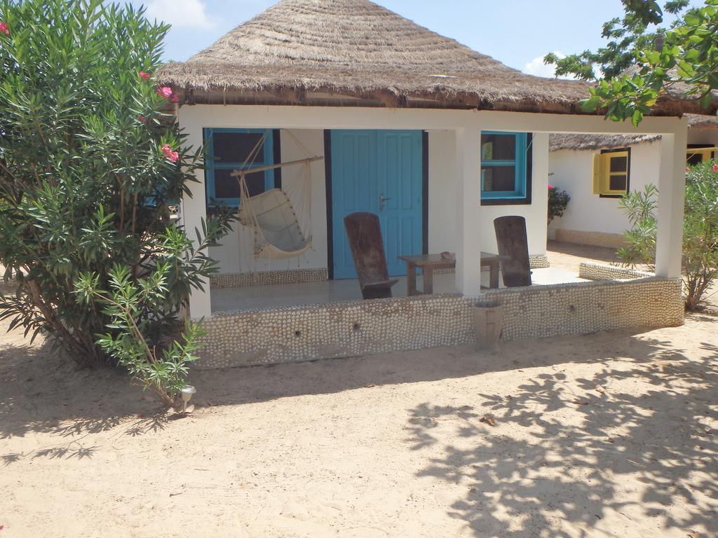 Bazouk Du Saloum Ecolodge Mar Lodj Bilik gambar