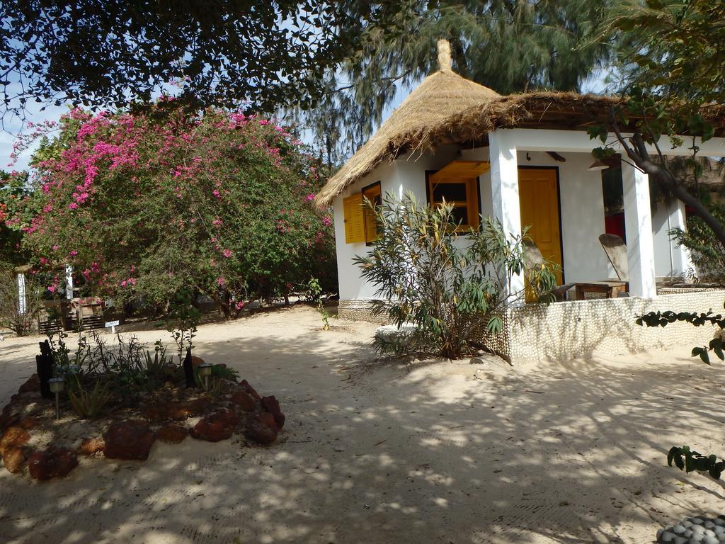 Bazouk Du Saloum Ecolodge Mar Lodj Bilik gambar